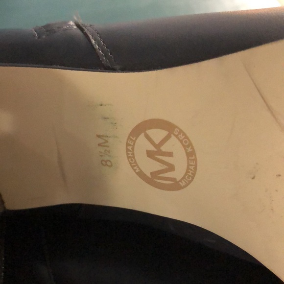 Michael Kors booties dark gray, size 8, 3 1/2 in - Picture 8 of 11